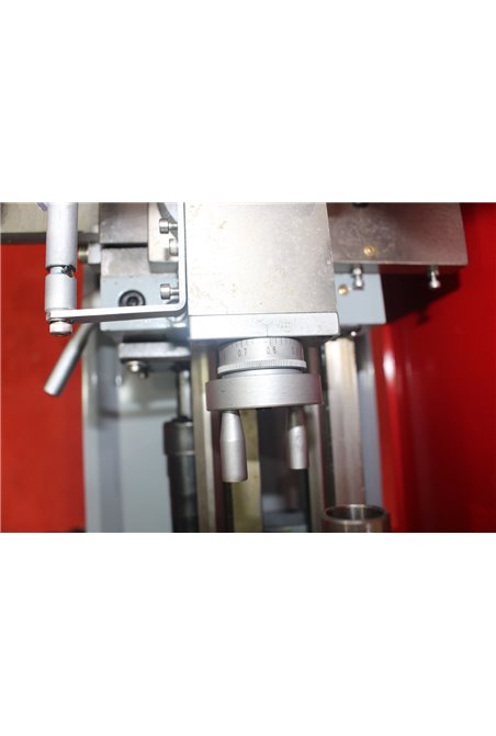 Токарный станок по металлу Holzmann ED 400FD (ED400FD_230V)