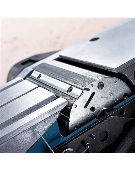 Рубанок BOSCH GHO 40-82 С (060159A760)